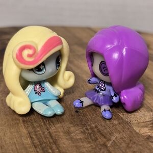 Monster High Minis Mini Lagoona Blue and Ragdoll Ghoul Ari Hauntington Toy 1.5in